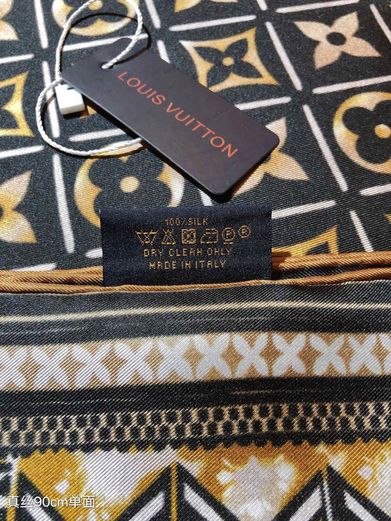 Louis Vuitton Scarf